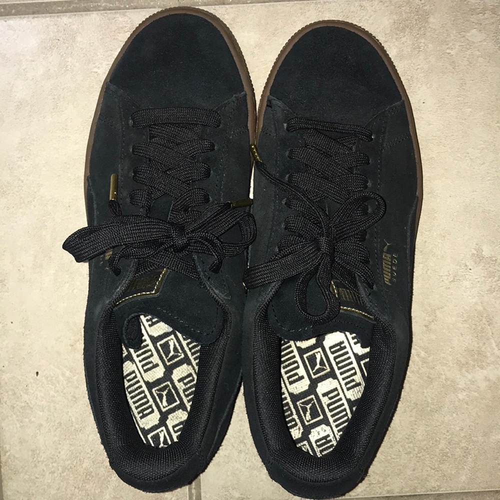 Suede “Winter” Puma women’s sneakers, size 7.5